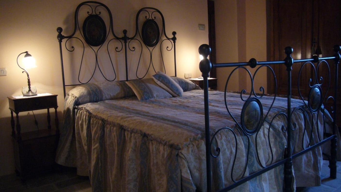 Borgo Storico Cisterna Villa Macerata Feltria Bagian luar foto