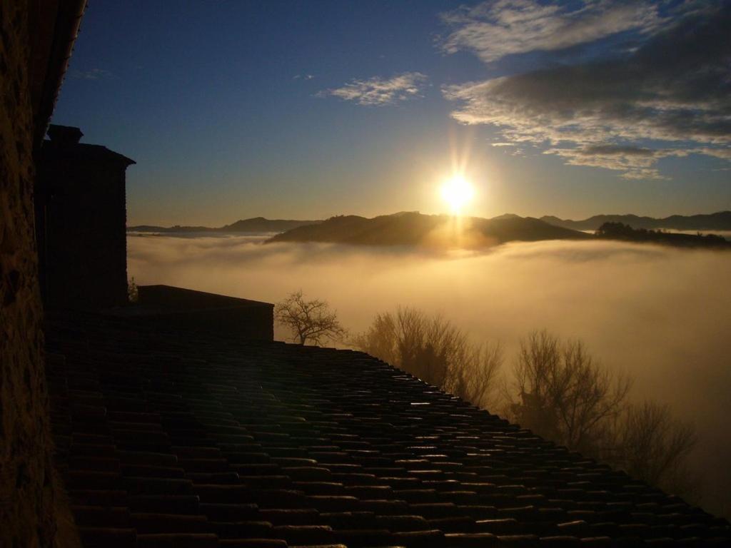 Borgo Storico Cisterna Villa Macerata Feltria Bagian luar foto